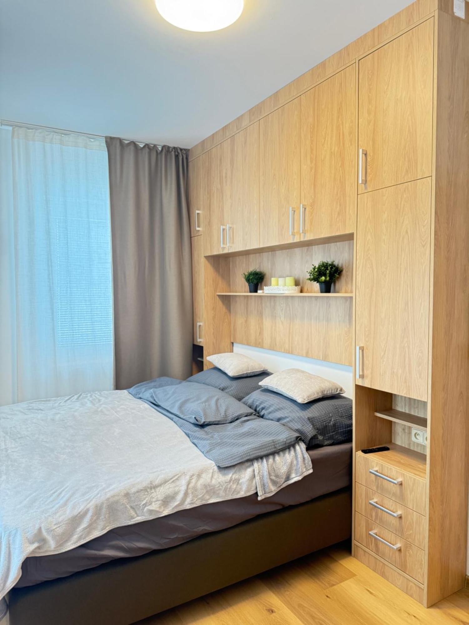 Riverside Apartment Praha Exterior photo